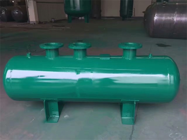 1679991473376569.jpeg 常熟常熟常熟蒸汽分气缸1.jpeg